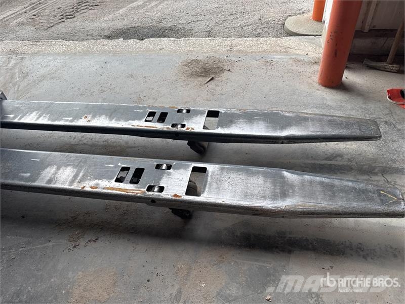Crown PC4500-80 8000 lb Electric Pallet Jack Ručni paletar