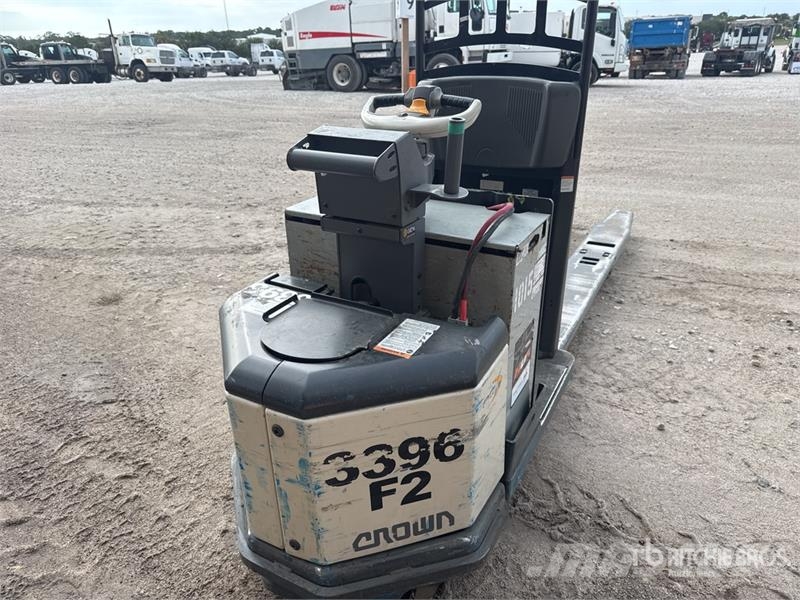 Crown PC4500-80 8000 lb Electric Pallet Jack Ručni paletar