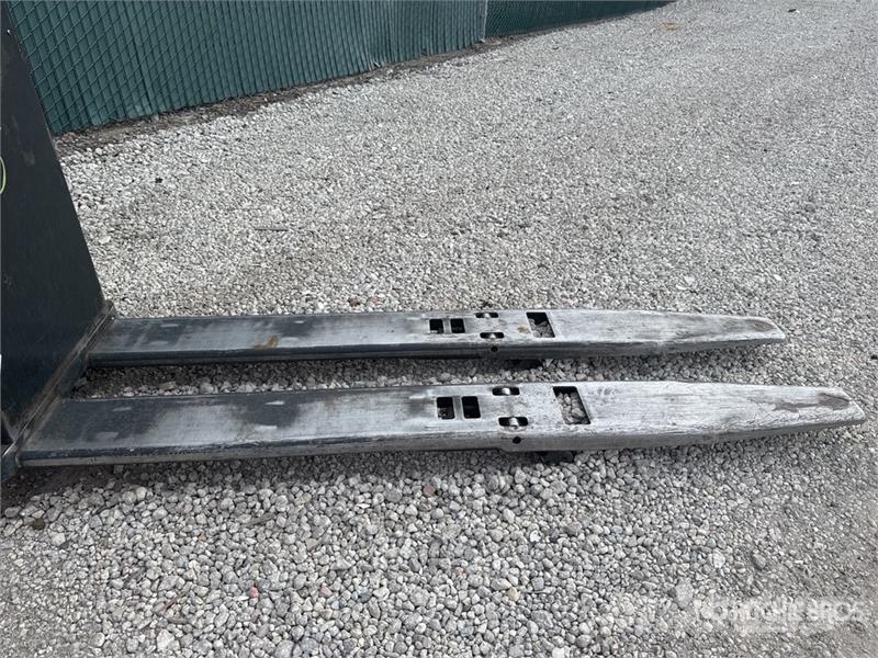 Crown PC4500-80 8000 lb Electric Pallet Jack 手拉式油壓拖板車