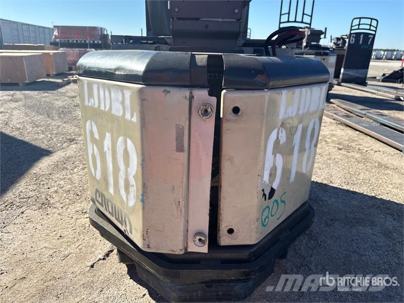 Crown PC4500-80 8000 lb Pallet Jack Kézi raklapemelő