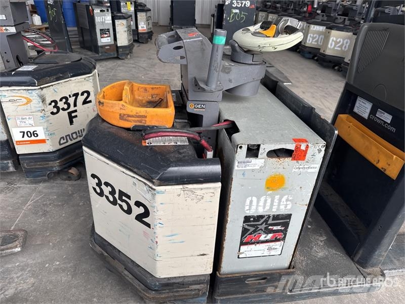Crown PC4500-80 8000 lb Electric Pallet Jack Ručni paletar