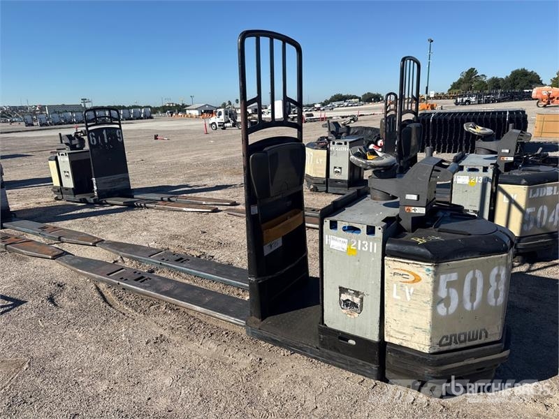 Crown PC4500-80 8000 lb Pallet Jack Kézi raklapemelő