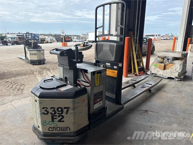 Crown PC4500-80 8000 lb Electric Pallet Jack Ručni paletar