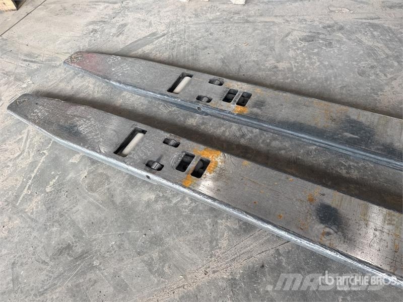 Crown PC4500-80 8000 lb Electric Pallet Jack Ručni paletar