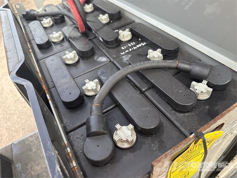 Crown PC4500-80 8000 lb Electric Pallet Jack Ručni paletar