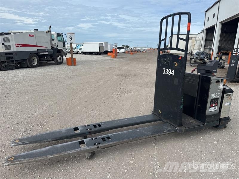 Crown PC4500-80 8000 lb Electric Pallet Jack Ručni paletar