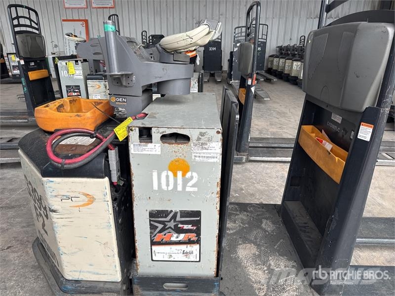 Crown PC4500-80 8000 lb Electric Pallet Jack Ručni paletar