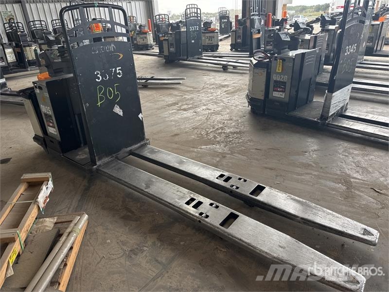 Crown PC4500-80 8000 lb Electric Pallet Jack Ручные гидравлические тележки