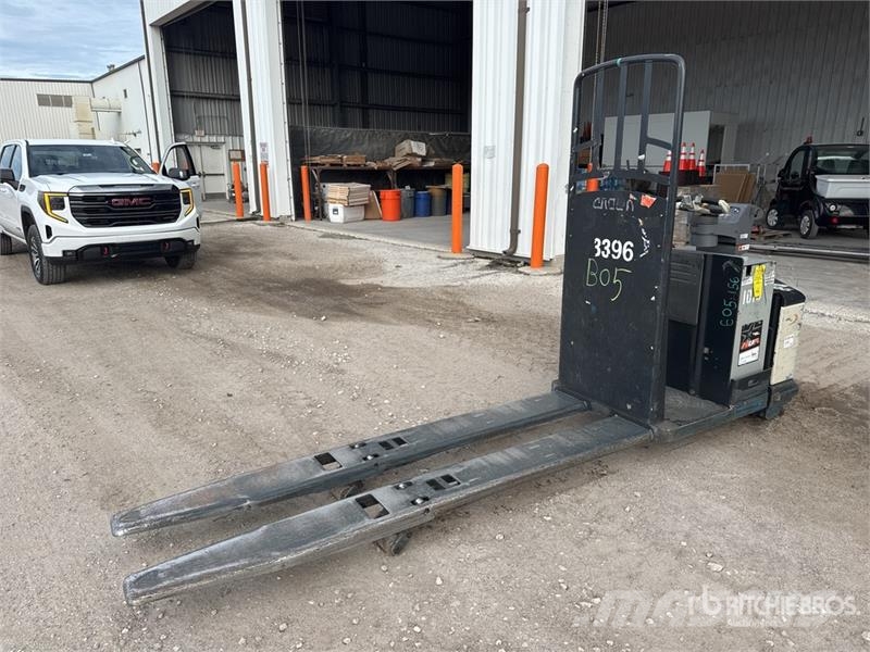 Crown PC4500-80 8000 lb Electric Pallet Jack Ručný paletový vozík