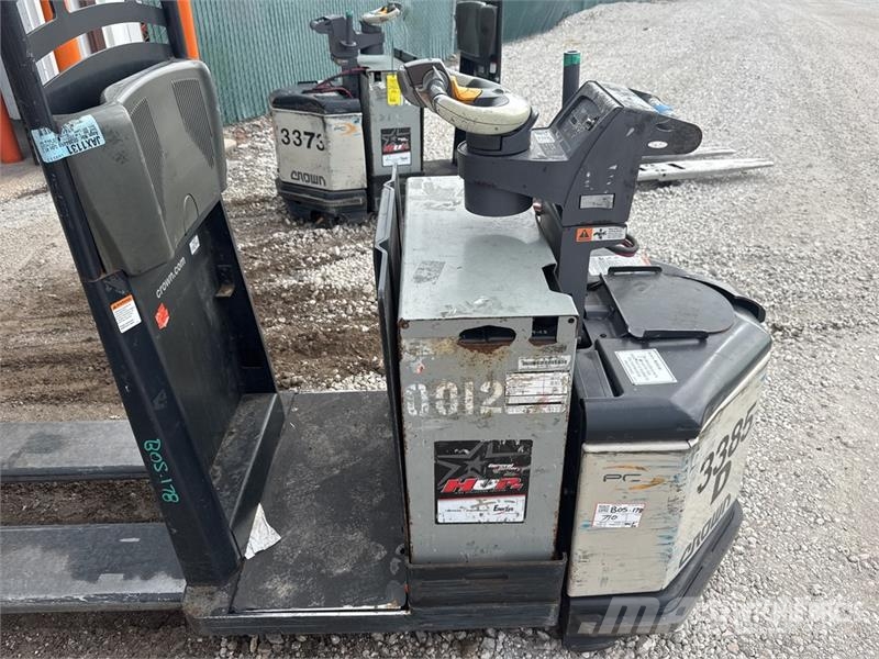 Crown PC4500-80 8000 lb Electric Pallet Jack Transpaletas Manuales