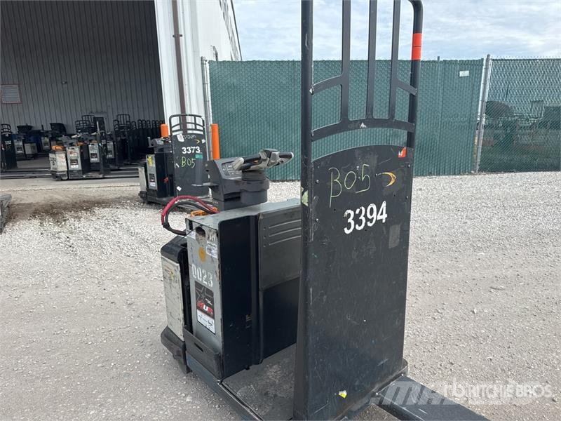 Crown PC4500-80 8000 lb Electric Pallet Jack Ručni paletar