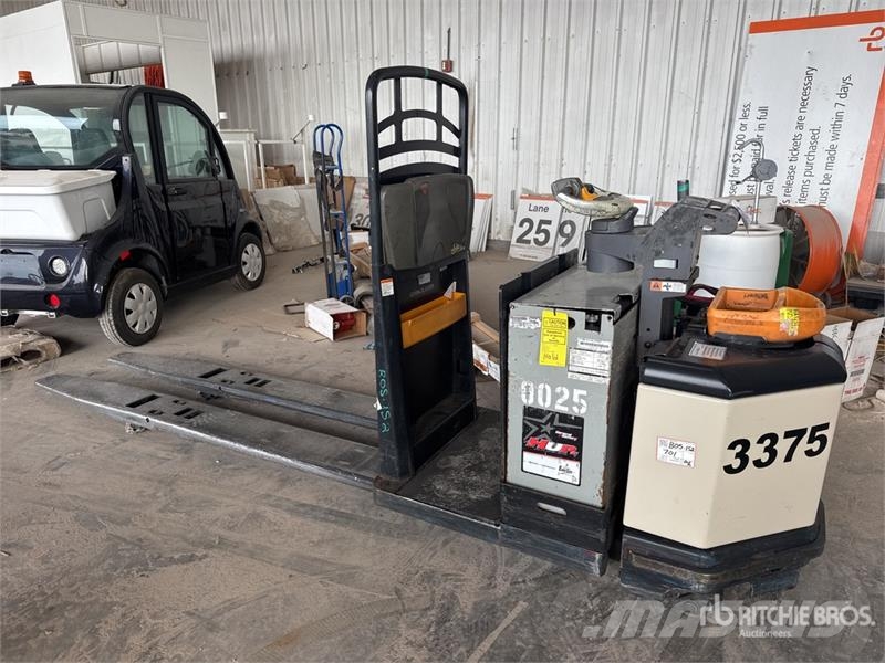 Crown PC4500-80 8000 lb Electric Pallet Jack Ручные гидравлические тележки