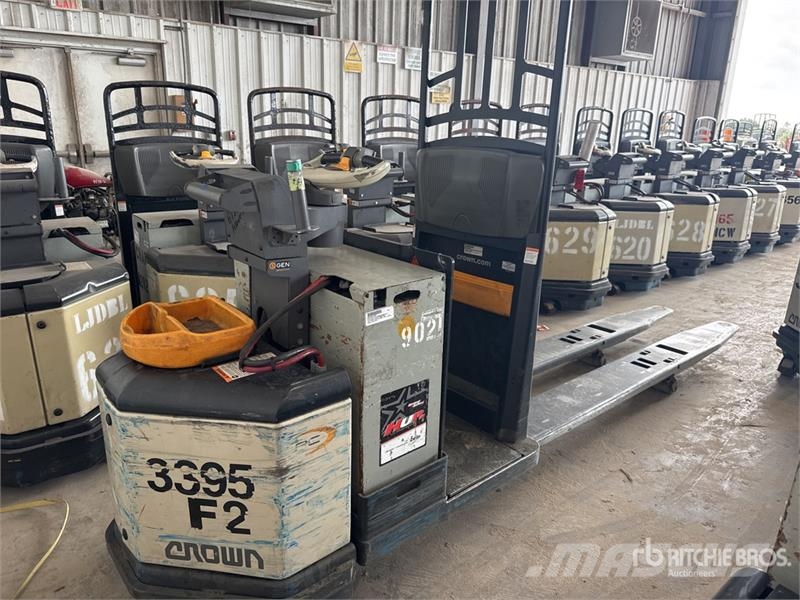 Crown PC4500-80 8000 lb Electric Pallet Jack Ručni paletar