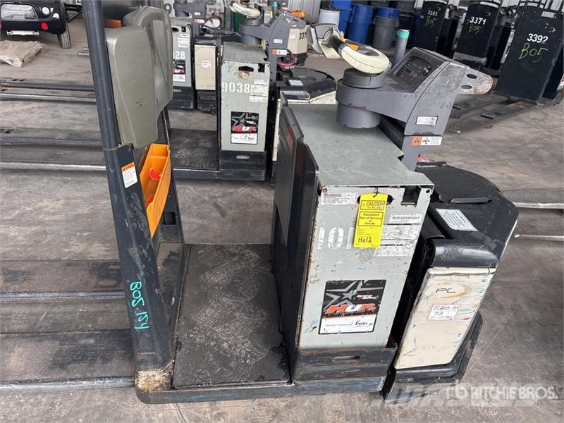 Crown PC4500-80 8000 lb Electric Pallet Jack Ručni paletar