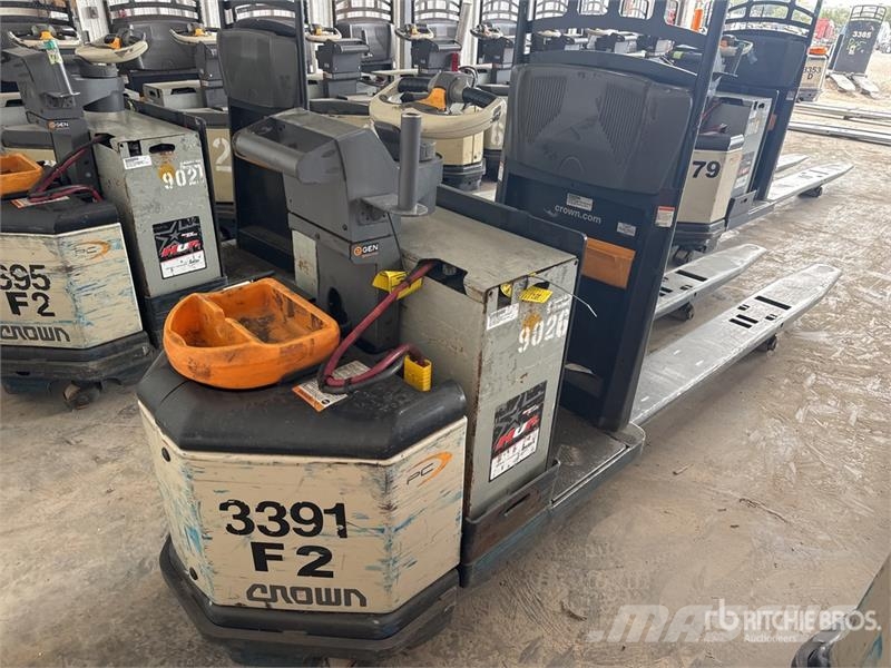 Crown PC4500-80 8000 lb Electric Pallet Jack Transpaletas Manuales