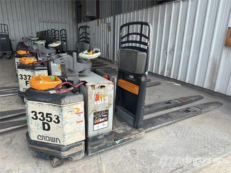 Crown PC4500-80 Pallet Jack 手拉式油壓拖板車