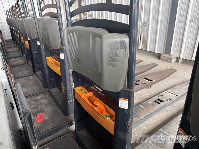 Crown PC4500-80 Pallet Jack Transpaletas Manuales