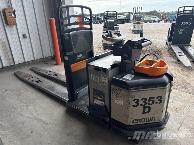 Crown PC4500-80 Pallet Jack 手拉式油壓拖板車