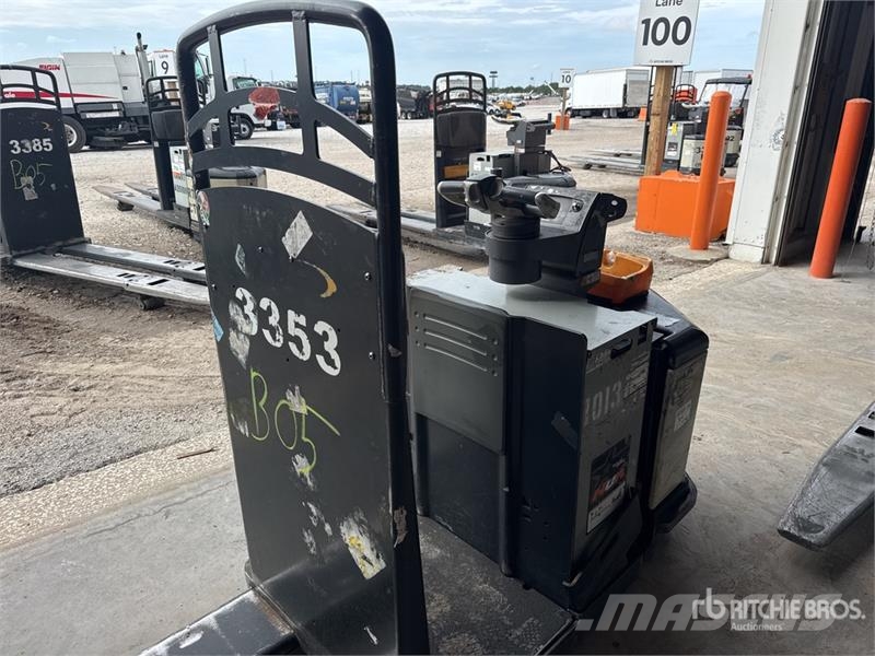 Crown PC4500-80 Pallet Jack 手拉式油壓拖板車