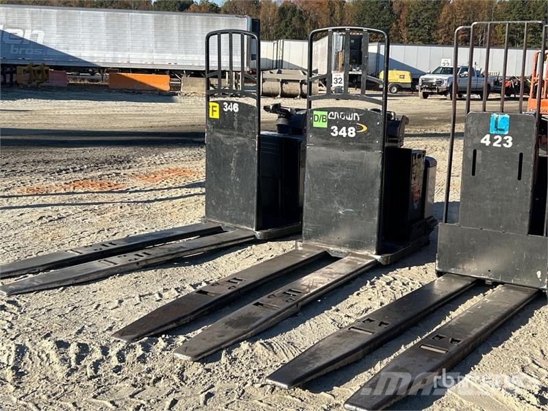 Crown PC4500 8000 lb Electric Rider Pallet Jack Hand pallet truck