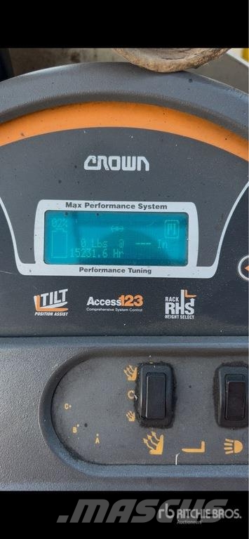 Crown RD 5725-30 3000 lb Reach Truck 리치 트럭