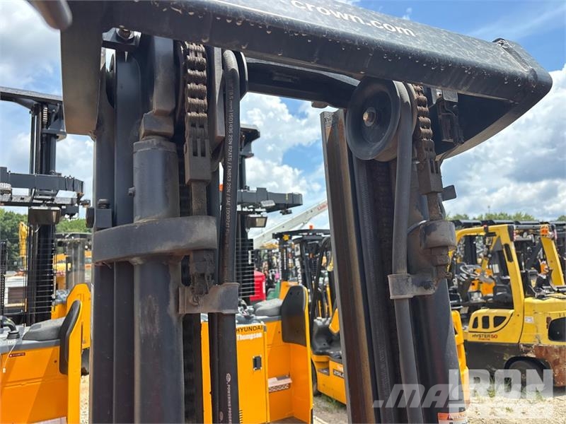 Crown sc5245-40 4000 lb Forklift شاحنات ذات رافعات شوكية تعمل بالكهرباء