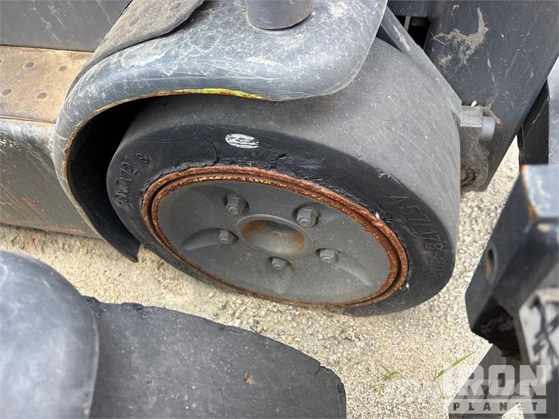 Crown sc5245-40 4000 lb Forklift شاحنات ذات رافعات شوكية تعمل بالكهرباء