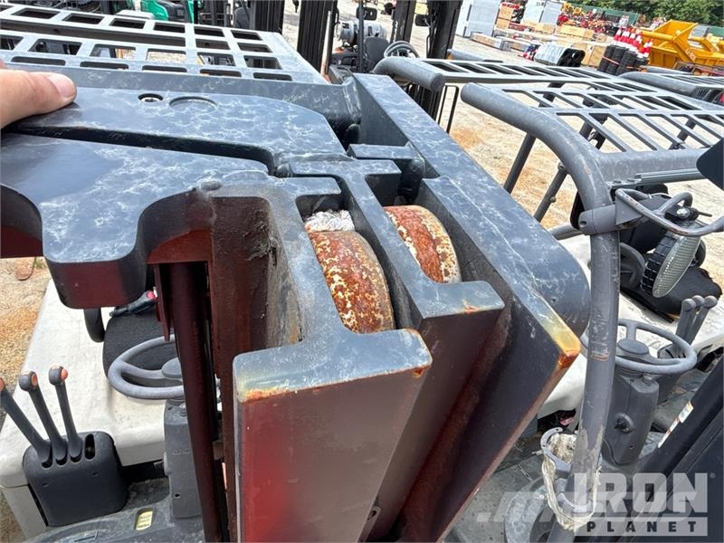 Crown sc5245-40 4000 lb Forklift شاحنات ذات رافعات شوكية تعمل بالكهرباء