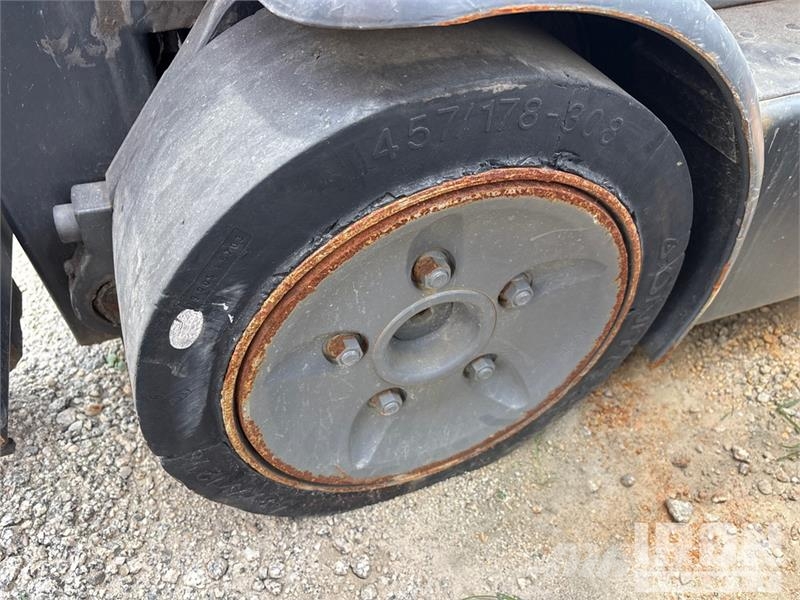 Crown sc5245-40 4000 lb Forklift شاحنات ذات رافعات شوكية تعمل بالكهرباء