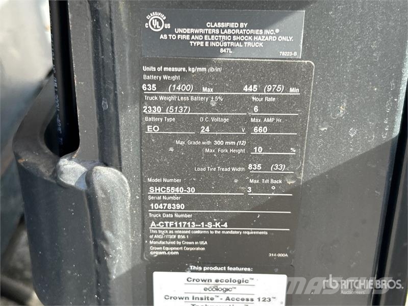 Crown SHC5540-30 3000 lb Electric Stacker Apiladoras eléctricos