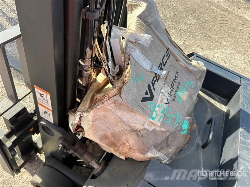 Crown SHC5540-30 3000 lb Electric Stacker Apiladoras eléctricos