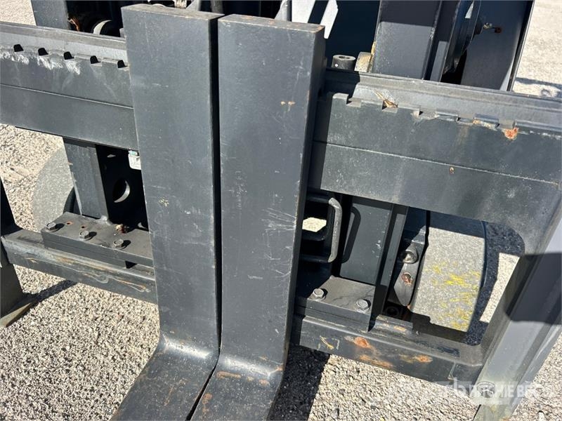Crown SHC5540-30 3000 lb Electric Stacker Apiladoras eléctricos