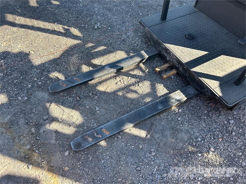 Crown SP3520-30 3000 lb Order Picker Srednje dizajući komisioni viljuškar