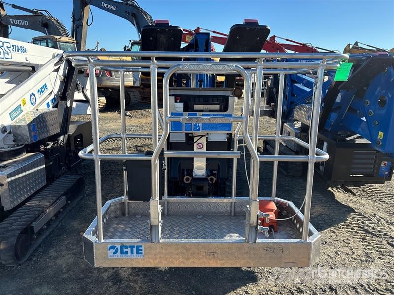 CTE 230 Articulating Boom Lift Karos emelők
