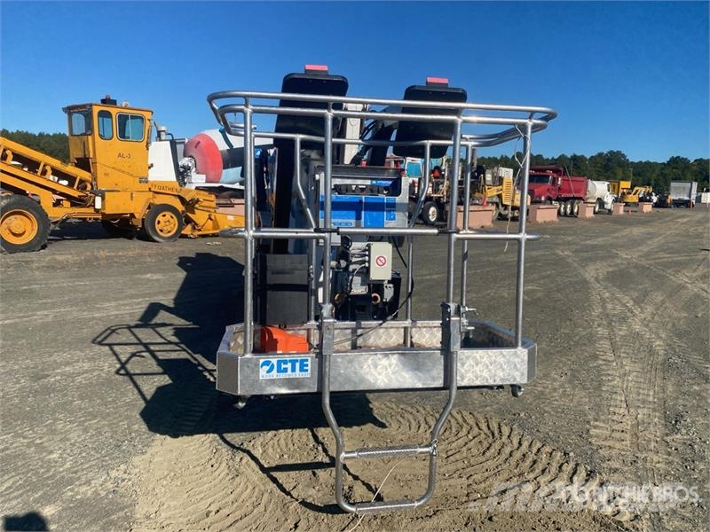 CTE TRACCESS 270 Crawler Diesel Articulating Boom Lift Articulated boom lifts