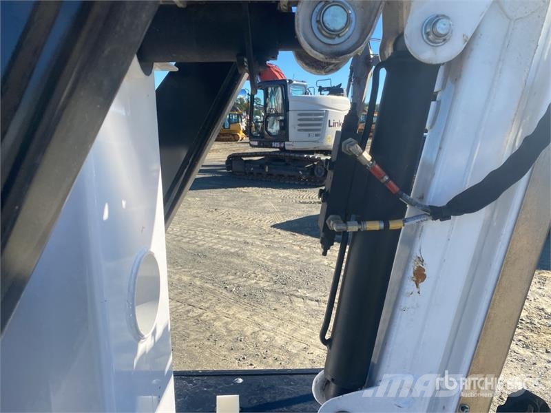 CTE TRACCESS 270 Crawler Diesel Articulating Boom Lift Articulated boom lifts
