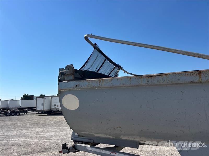  CTS 32 ft T/A Quarter Frame End Dump Trailer Kipper
