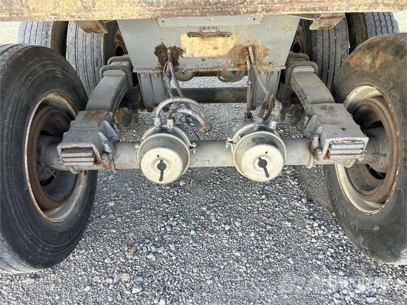  CTS 32 ft T/A Quarter Frame End Dump Trailer Kipper