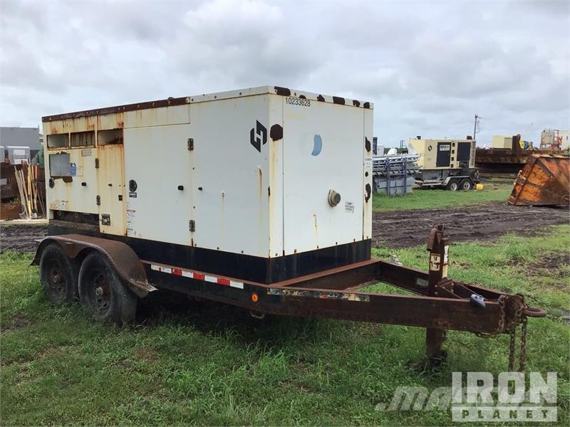 Cummins C150DRG 180 kW Mobile 180 kVa Generator Set Generatori diesel