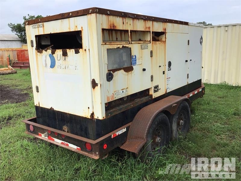 Cummins C150DRG 180 kW Mobile 180 kVa Generator Set Generatori diesel