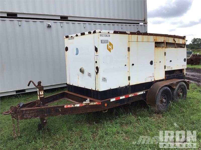 Cummins C150DRG 180 kW Mobile 180 kVa Generator Set Generatori diesel