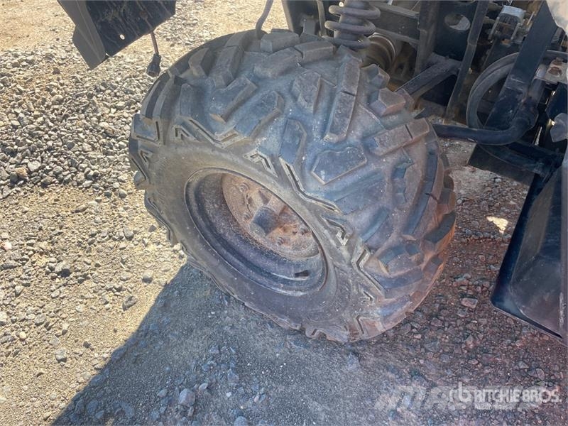 Cushman 4x4 Utility Vehicle Arbeitsfahrzeuge
