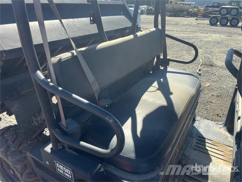 Cushman 4x4 Utility Vehicle Arbeitsfahrzeuge