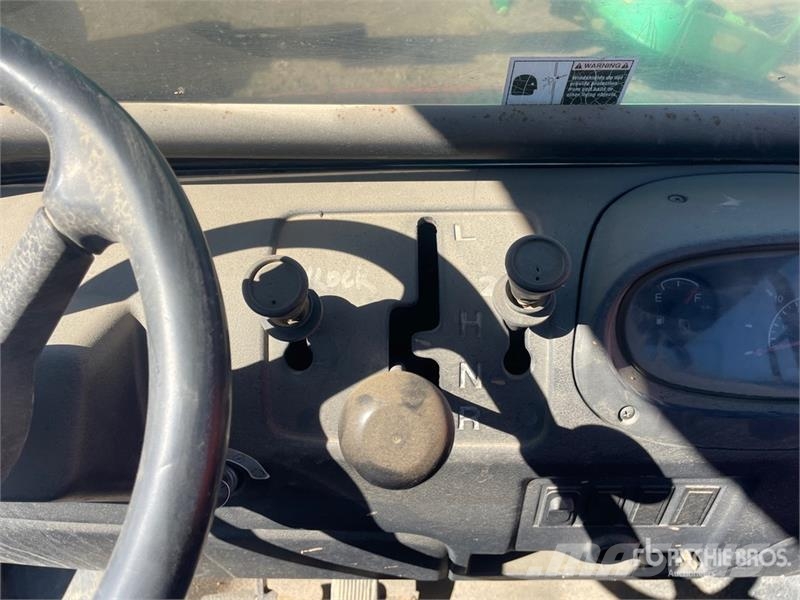 Cushman 4x4 Utility Vehicle Arbeitsfahrzeuge