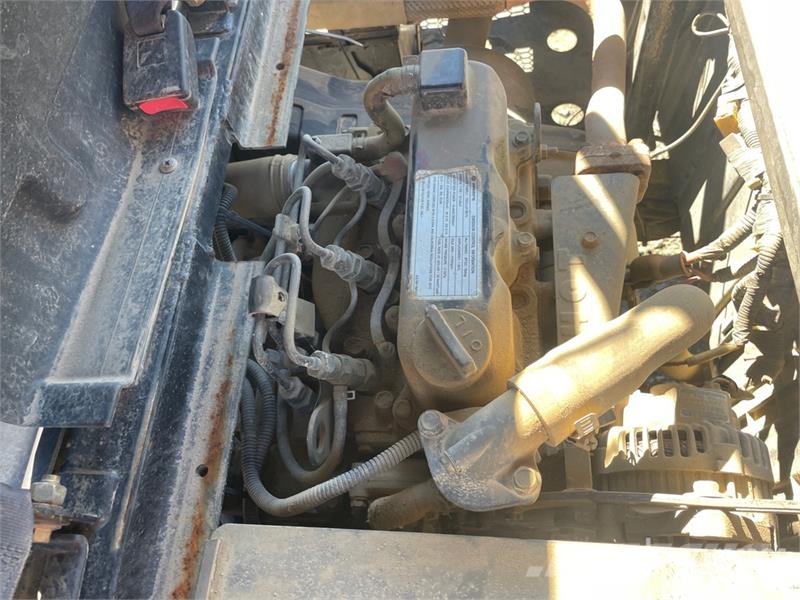Cushman 4x4 Utility Vehicle Arbeitsfahrzeuge