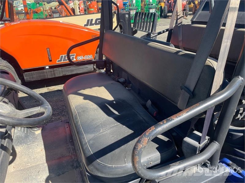 Cushman 4x4 Utility Vehicle Arbeitsfahrzeuge