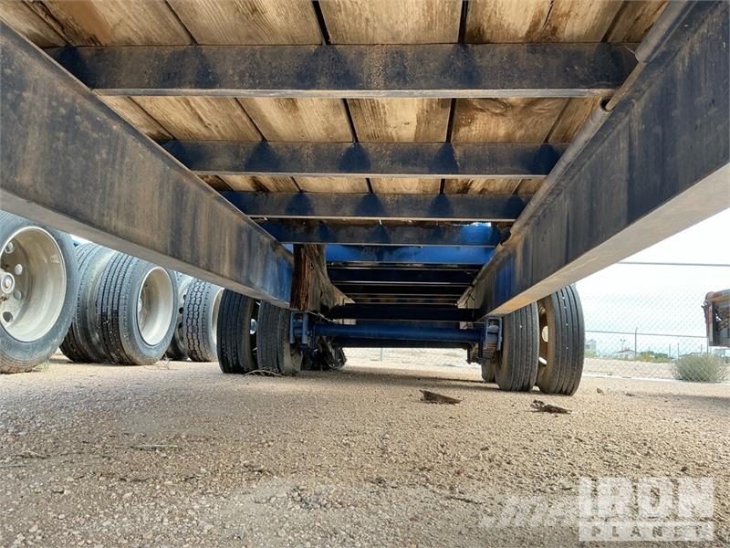  Custom Built 24 ft T/A Gooseneck W/ 3 - Hydra Rig  車輛運輸拖車