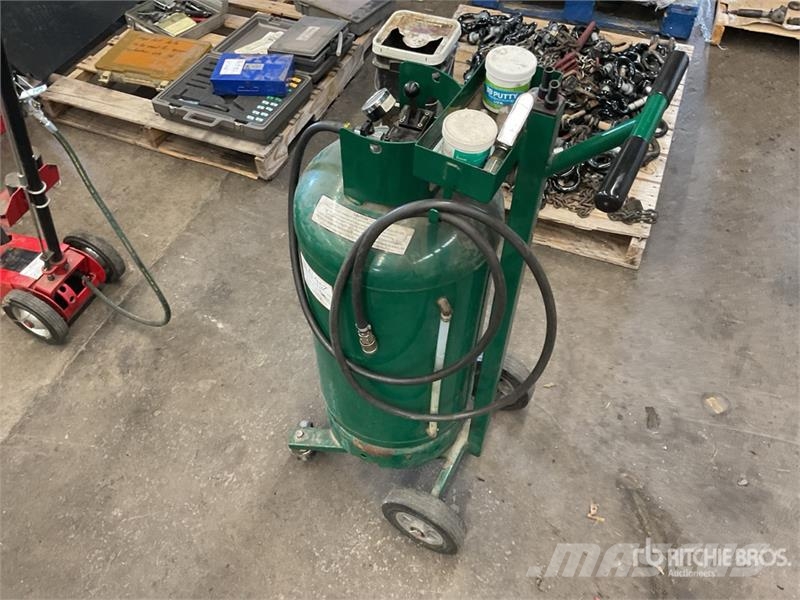 CXI 2V-700 Coolant Extractor Other components