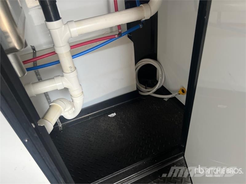 Cynergy Advanced CCL612SA Kitchen Trailer Construcción - Otros