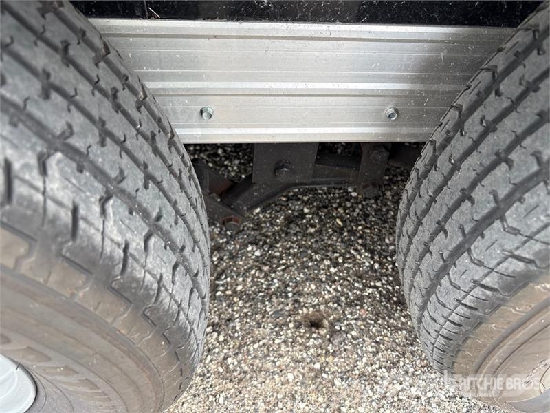 Cynergy Cargo Advanced CCL714TA 16 ft T/A Enclosed 箱體拖車